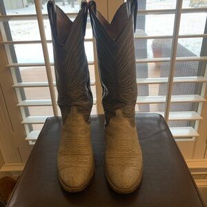 Vintage Dan Post Two Toned Gray Antelope 1970’s-80’s Western Boots